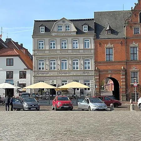 & Restaurant Christian Iv * Glückstadt